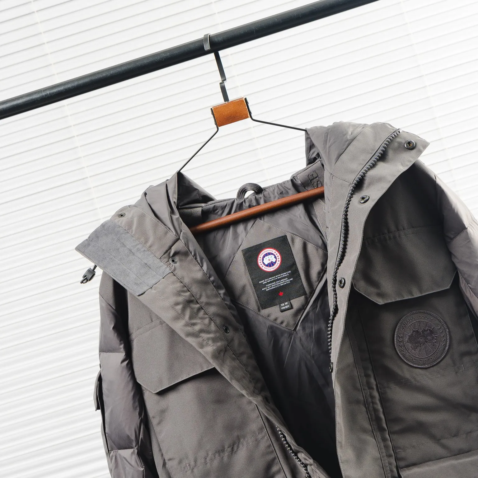 P1160 2058MW Paradigm Expedition Parka-WD Men's Gray Size: XS S M L XL XXL.